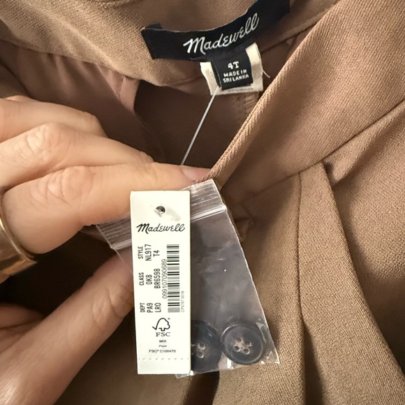 Madewell Tapered Crepe Pants - Picture 6 of 8